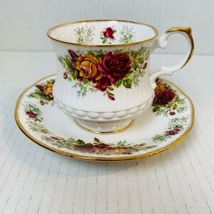 Queen's Rosina Bone China Stratford Red Yellow Roses Cup and Saucer Set England